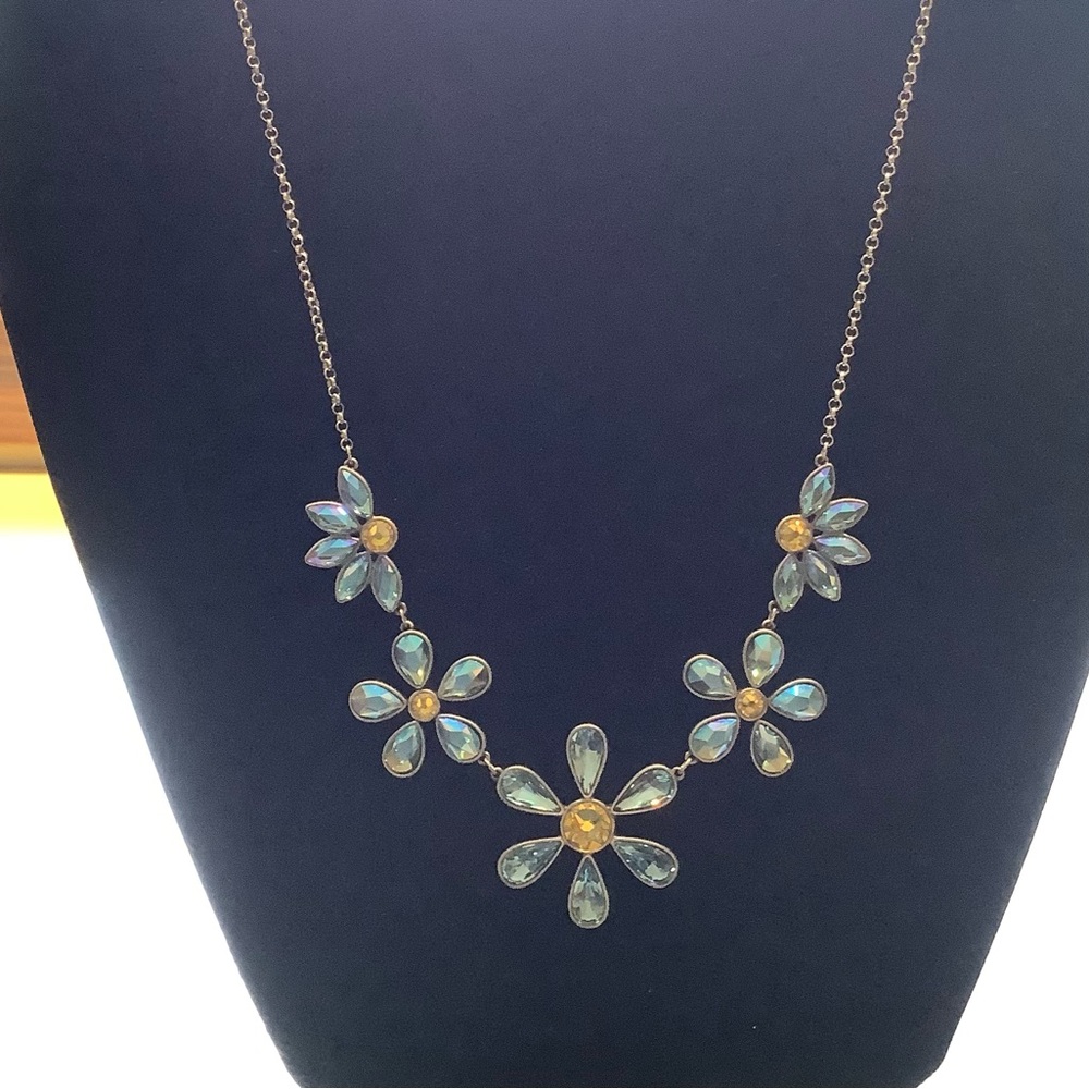 Touchstone Crystal Fresh as a Daisy Necklace